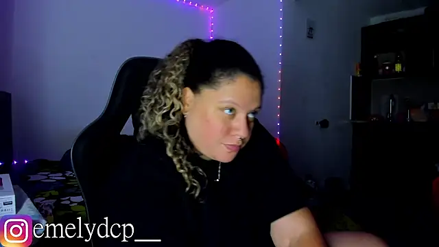 Snapshot of mariana_maze chatting on 25, 9, 2025 mariana maze online show from 25, 9, 2025