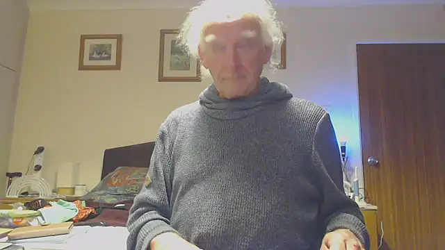 WaverlyKernow online show from 12, 12, 2024