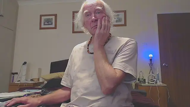 WaverlyKernow online show from 7, 2, 2025