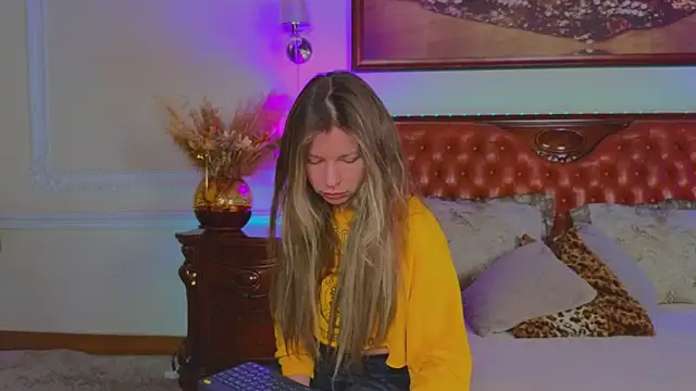 Real Tini online show from 7, 1, 2026