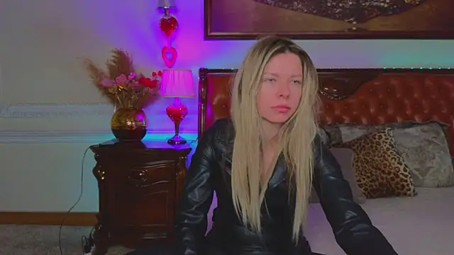 Snapshot of Real_Tini chatting on 11, 2, 2026 Real Tini online show from 11, 2, 2026