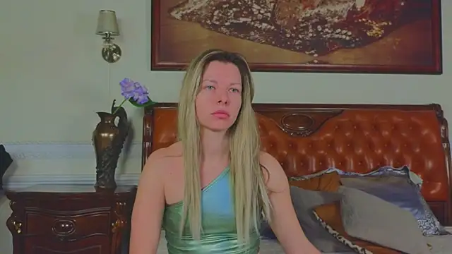 Snapshot of Real_Tini chatting on 20, 2, 2026 Real Tini online show from 20, 2, 2026