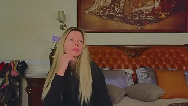 Snapshot of Real_Tini chatting on 23, 2, 2026 Real Tini online show from 23, 2, 2026