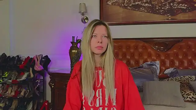 Snapshot of Real_Tini chatting on 28, 2, 2026 Real Tini online show from 28, 2, 2026