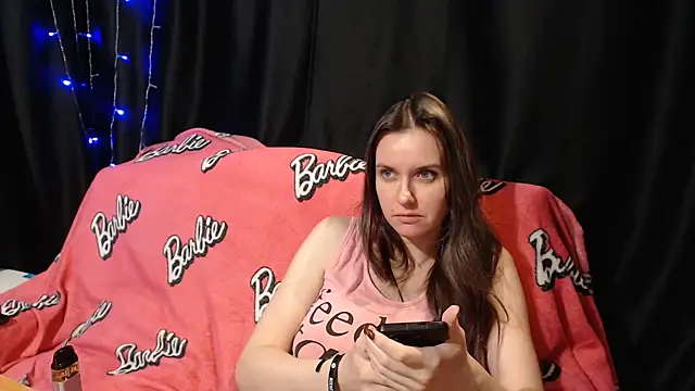 Snapshot of Milana69 chatting on 10, 10, 2025 Milana69 online show from 10, 10, 2025