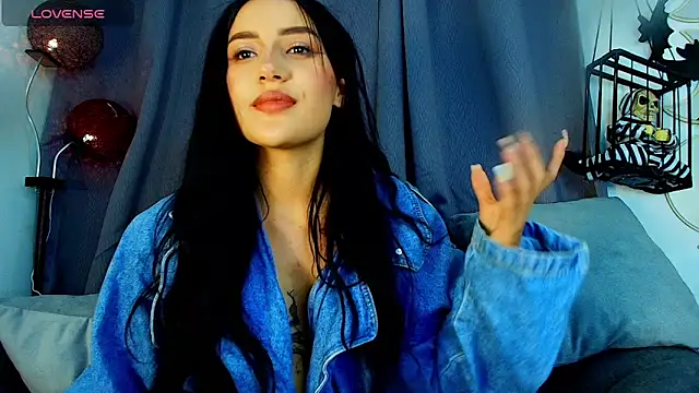 natashapridee  online show from 6, 2, 2025