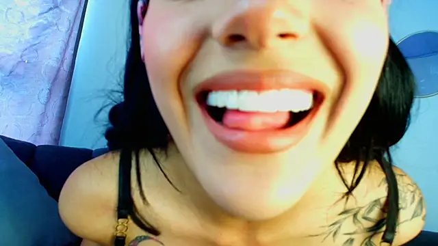 natashapridee  online show from 18, 3, 2025