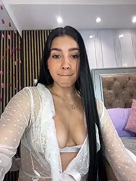 Snapshot of Charlotte_Shelby chatting on 19, 3, 2025 Charlotte Shelby online show from 19, 3, 2025