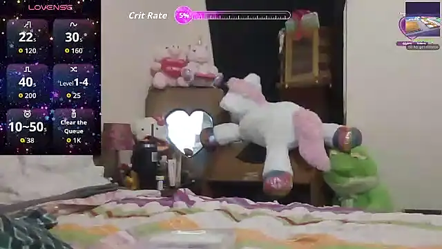 Toybox13 Pika online show from 15, 9, 2025