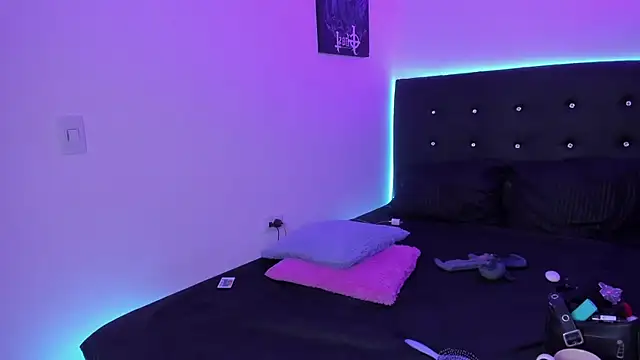 sweett dirty online show from 27, 6, 2026