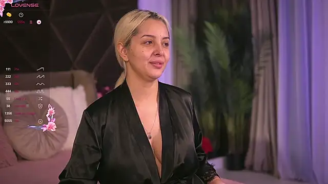 VictoriaMorrone online show from 20, 3, 2025