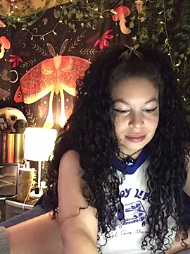 ShaeVictoria online show from 23, 11, 2025