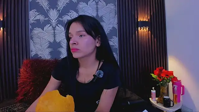 Snapshot of _shantal_smith chatting on 29, 9, 2025  shantal smith online show from 29, 9, 2025
