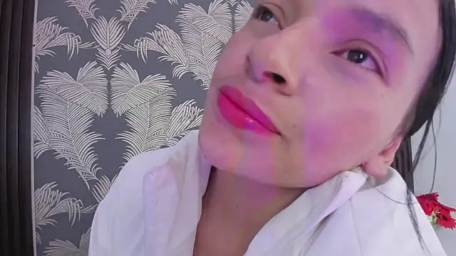 Snapshot of _shantal_smith chatting on 3, 2, 2026 shantal smith online show from 3, 2, 2026