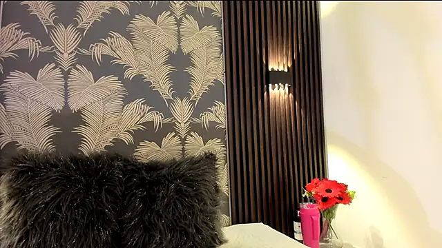 Snapshot of _shantal_smith chatting on 20, 2, 2026 shantal smith online show from 20, 2, 2026