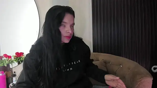 Snapshot of _shantal_smith chatting on 19, 3, 2026 shantal smith online show from 19, 3, 2026