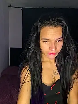 Snapshot of _shantal_smith chatting on 4, 4, 2026 shantal smith online show from 4, 4, 2026