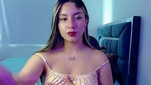 Snapshot of Lia_14_ chatting on 19, 10, 2025 Lia 14  online show from 19, 10, 2025