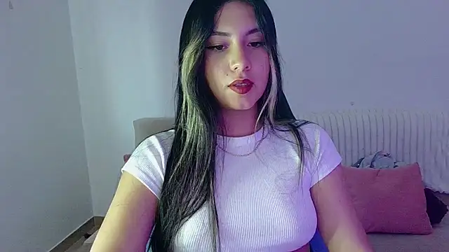 Lia 14  online show from 1, 5, 2026