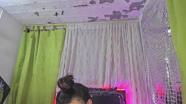 Snapshot of Megan_Miles02 chatting on 3, 1, 2025 Megan Miles02 online show from 3, 1, 2025