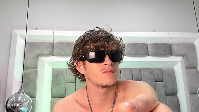 AnthonyAlso online show from 18, 10, 2025