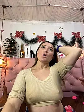 Snapshot of antonella87 chatting on 20, 12, 2024 antonella87 online show from 20, 12, 2024