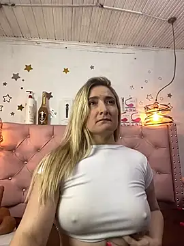 Snapshot of antonella87 chatting on 21, 1, 2025 antonella87 online show from 21, 1, 2025