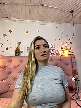 Snapshot of antonella87 chatting on 27, 1, 2025 antonella87 online show from 27, 1, 2025