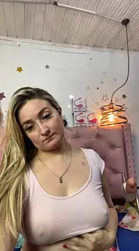 Snapshot of antonella87 chatting on 30, 1, 2025 antonella87 online show from 30, 1, 2025