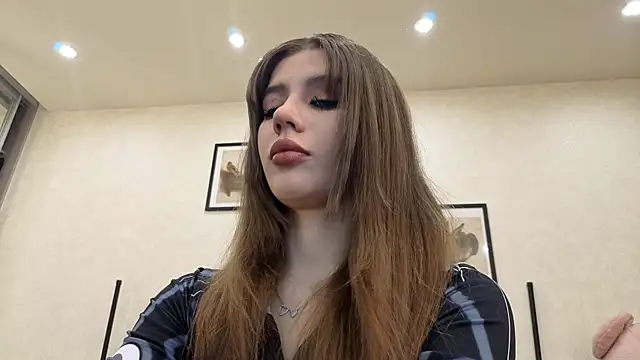 dolly ll online show from 30, 4, 2026