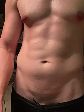 Snapshot of MachineDien chatting on 23, 2, 2025 MachineDien online show from 23, 2, 2025