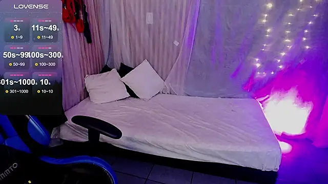 BLACKTSUKI7  online show from 24, 1, 2025