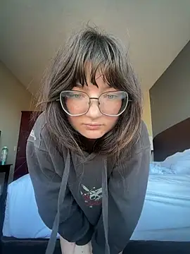 Snapshot of urpuppymoon chatting on 11, 5, 2026 urpuppymoon online show from 11, 5, 2026