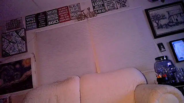 BobbyQ29 online show from 11, 6, 2026
