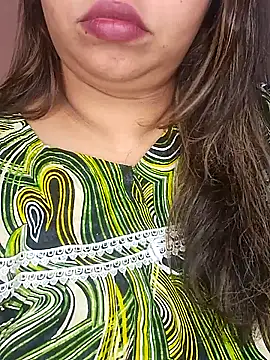 Ravina patil1 online show from 28, 1, 2025