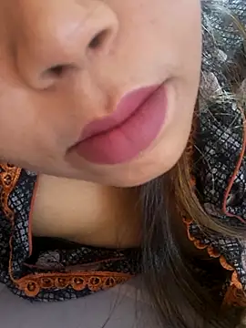 Ravina patil1 online show from 12, 10, 2025