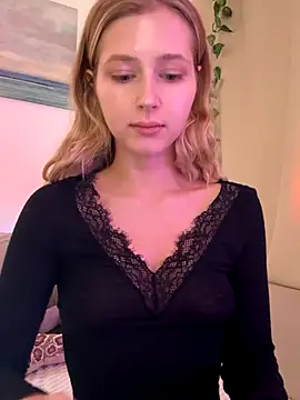 LunaRase online show from 16, 10, 2025