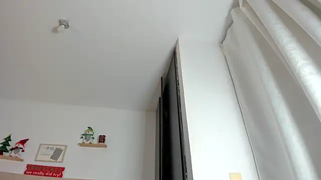 Snapshot of Avaline_Blancx chatting on 20, 12, 2024 Avaline Blancx online show from 20, 12, 2024