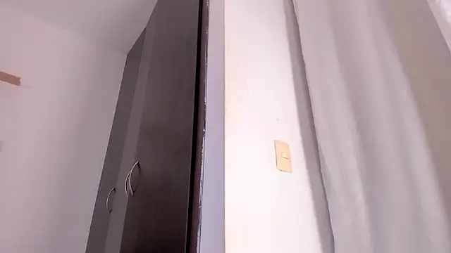 Snapshot of Avaline_Blancx chatting on 5, 2, 2025 Avaline Blancx online show from 5, 2, 2025