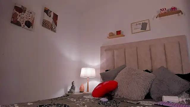 Snapshot of Avaline_Blancx chatting on 27, 2, 2025 Avaline Blancx online show from 27, 2, 2025