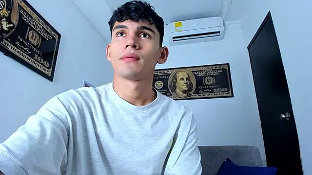 EstebanPerez  online show from 15, 1, 2025