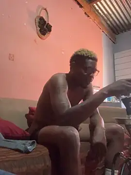 Maskman941 online show from 7, 4, 2026