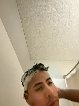 carlozxyz337 online show from 4, 12, 2025