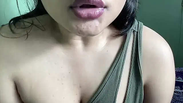 Snapshot of Indian_Diya08 chatting on 15, 4, 2026 Indian Diya08 online show from 15, 4, 2026