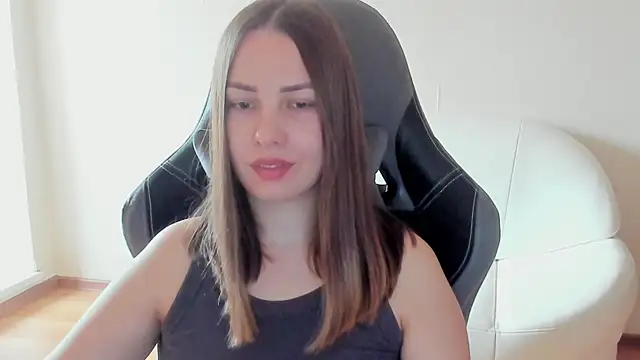 Mia shy1 online show from 10, 5, 2026