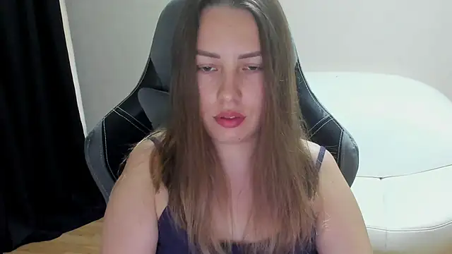 Mia shy1 online show from 17, 6, 2026