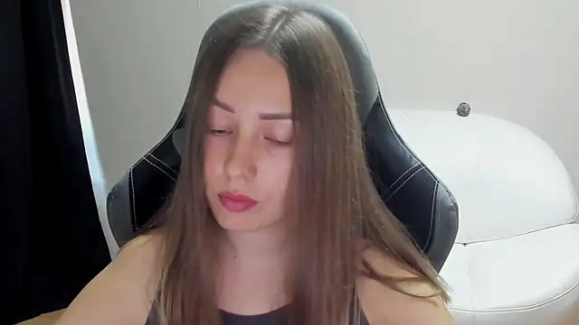 Mia shy1 online show from 20, 6, 2026