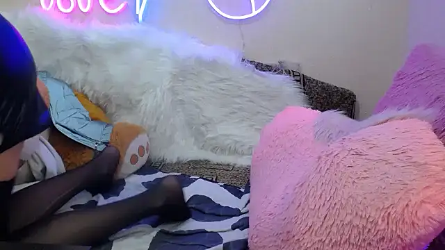 Snapshot of OlchikGirl chatting on 31, 3, 2026 OlchikGirl online show from 31, 3, 2026