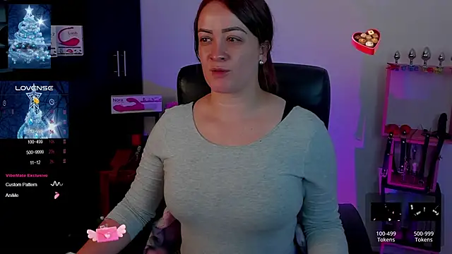 Snapshot of sara_goodgirl13 chatting on 10, 12, 2024 sara goodgirl13 online show from 10, 12, 2024