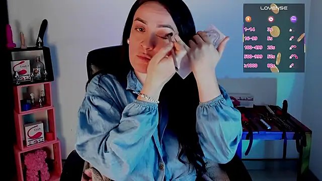 Snapshot of sara_goodgirl13 chatting on 18, 9, 2025 sara goodgirl13 online show from 18, 9, 2025